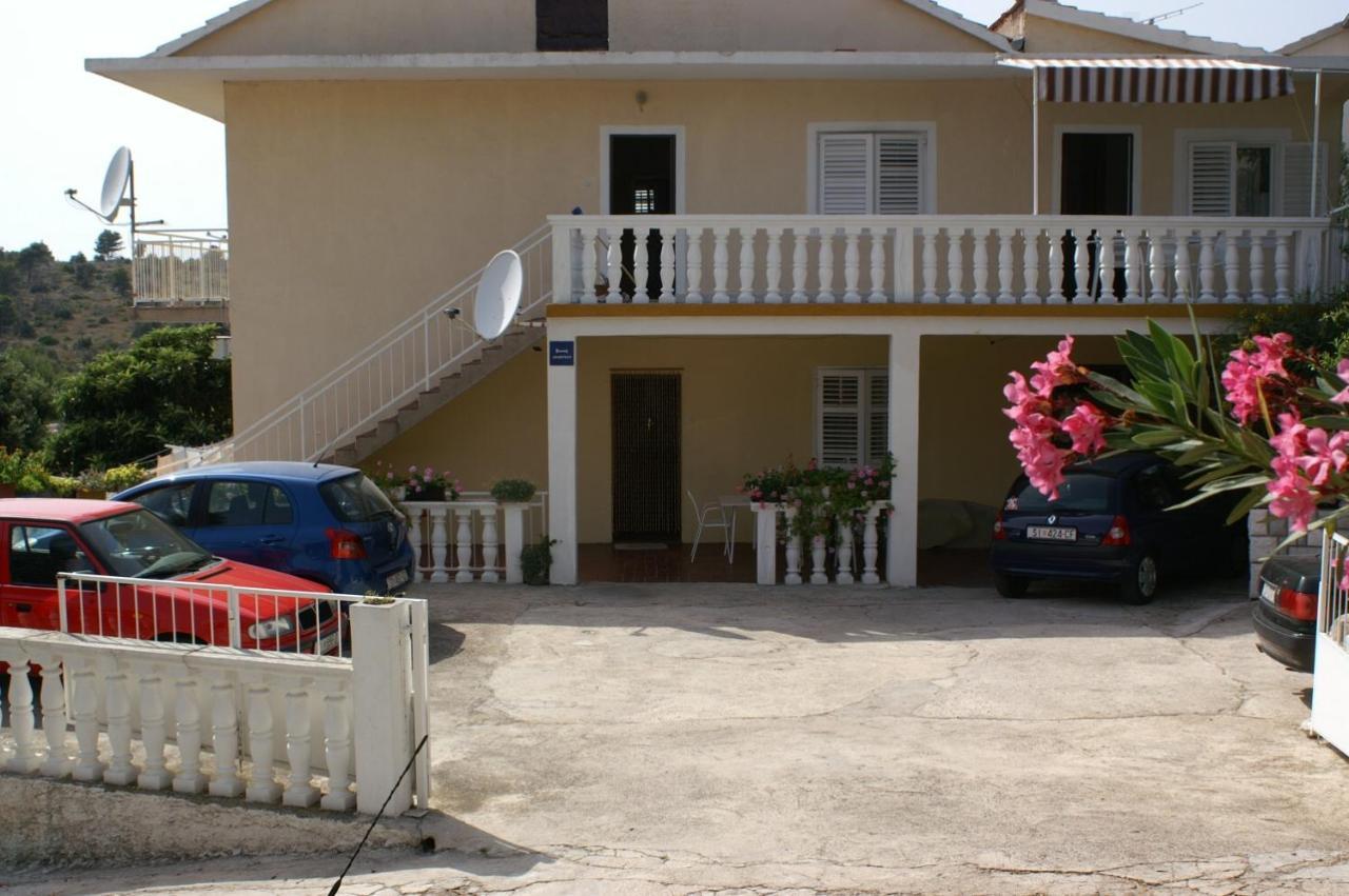 Apartments By The Sea Grebastica, Sibenik - 4207 Esterno foto