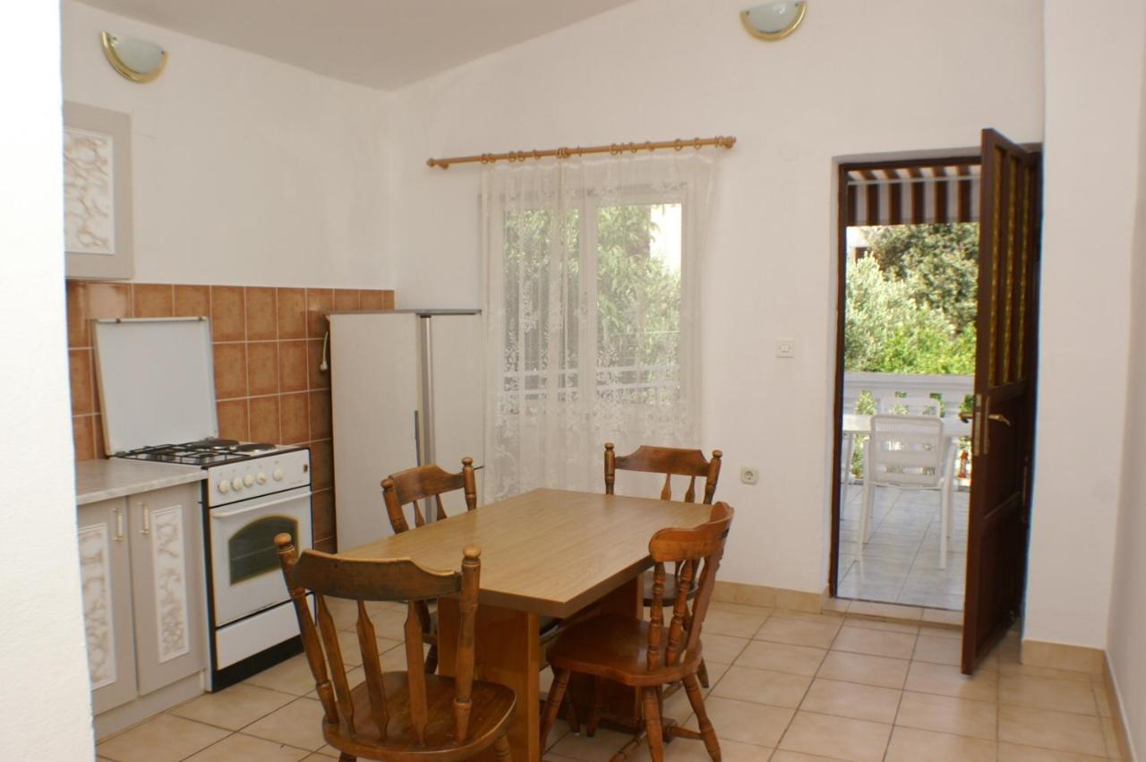 Apartments By The Sea Grebastica, Sibenik - 4207 Esterno foto